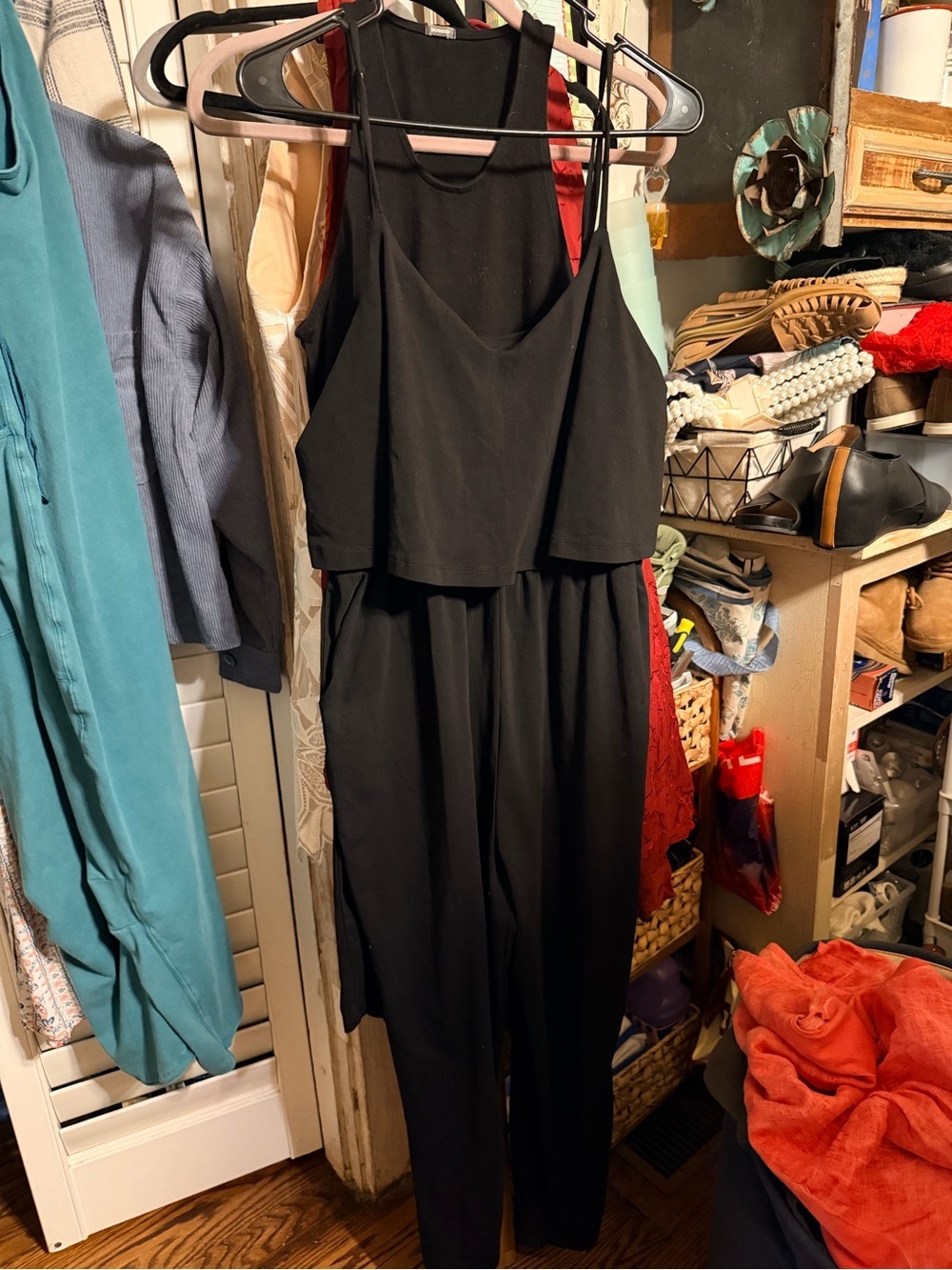 La Ven Jumpsuit Womens Medium Black Like New Layered Sleeveless Cropped Overlay